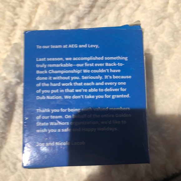 Golden State Warriors 2018 NBA Championship Ring Replica - Gold and Black - Picture 3 of 3